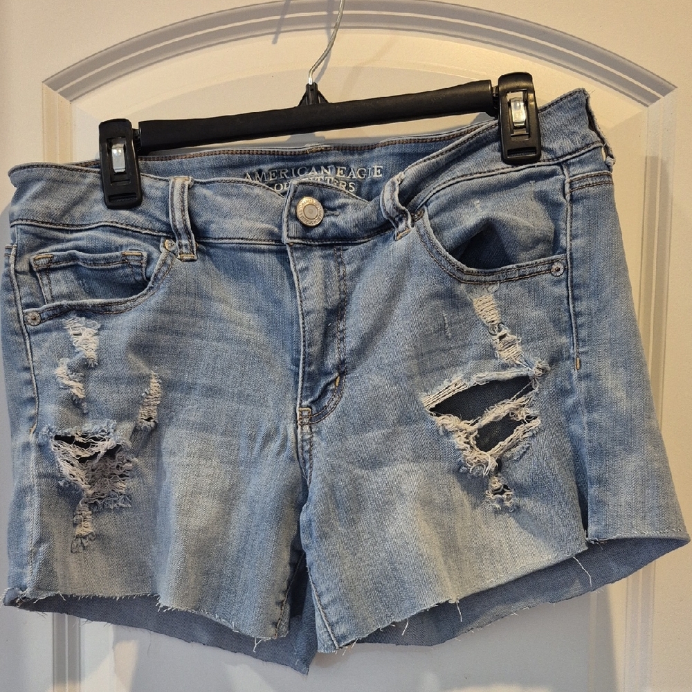 American Eagle Outfitters Light Wash Distressed Denim Shorts